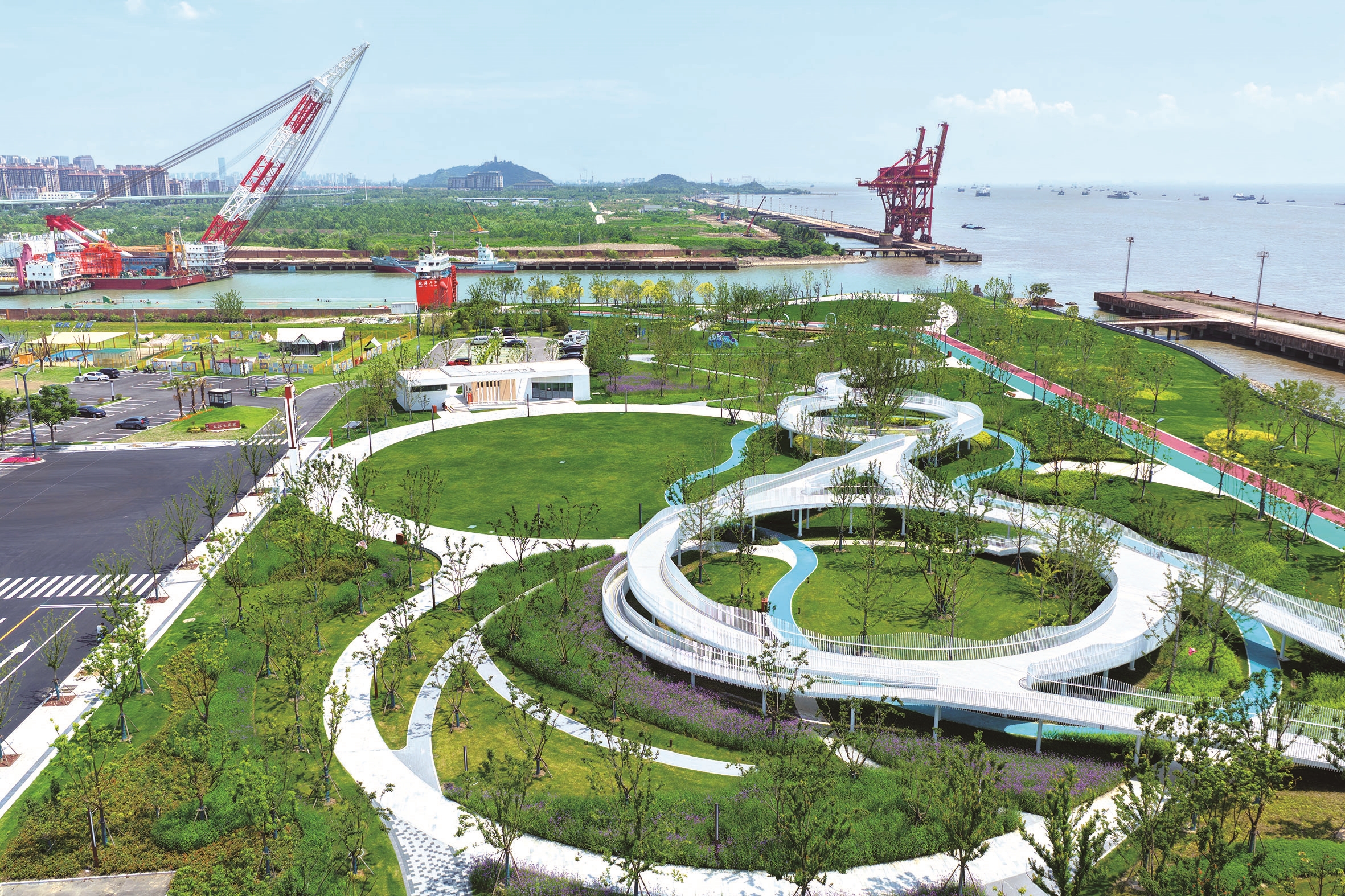 南通濱江生態(tài)綠化帶美麗景色