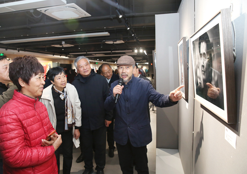 “视野·境像”321摄影联盟2024年五人联展开幕，展出118幅作品
